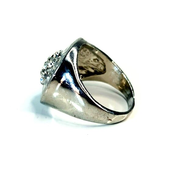 Vintage Silver Tone Elegant Ring with Greek Meander and Rhinestones Size 9 - Picture 3 of 6